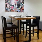 Apartman Wohnen Am Fluss Im Donaublick - Garten, Cafe & Wlan, Self-checkin, Parkplatz, Fuer 4 Gaeste *