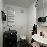 Wohnen Am Fluss Im Donaublick - Garten, Cafe & Wlan, Self-checkin, Parkplatz, Fuer 4 Gaeste Apartment *